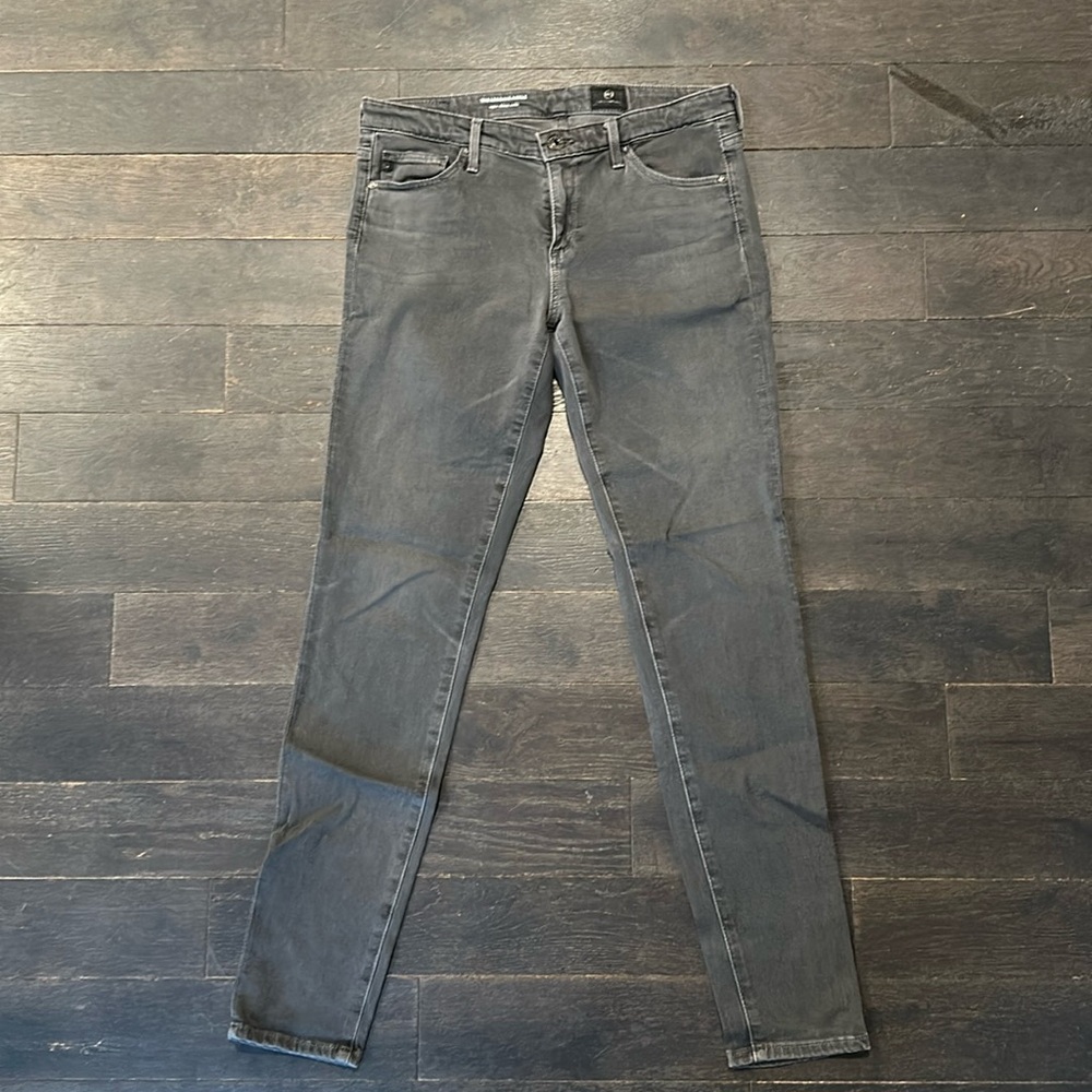 AG Jeans The Legging Ankle in Size 28
